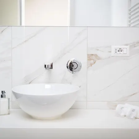 Tritone 125 Suite